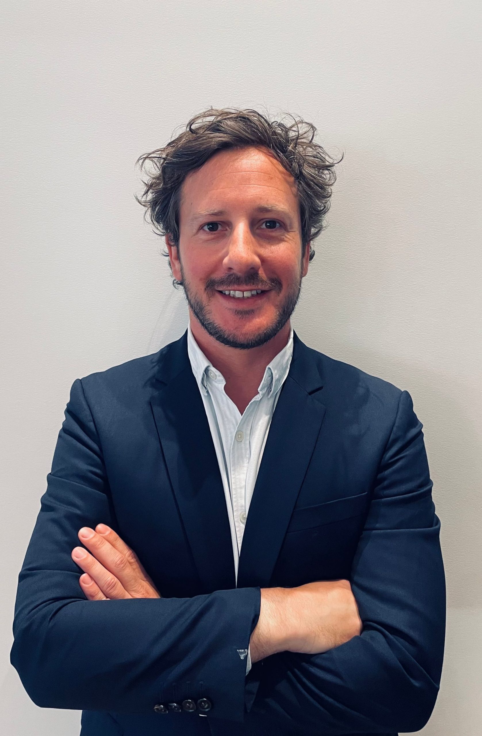 Dr Simon Hanau